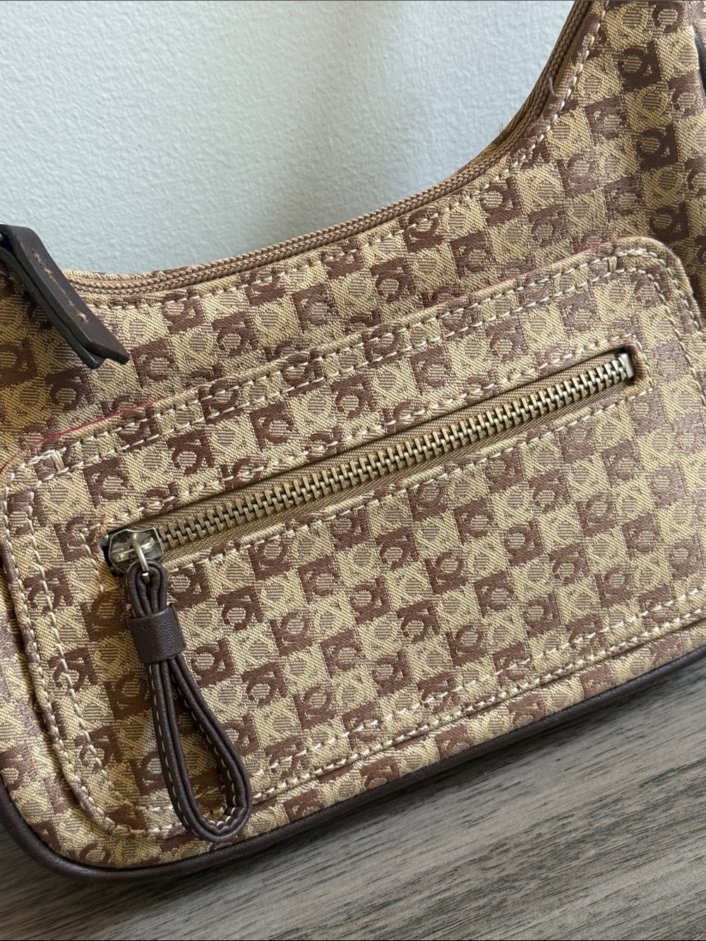 Vintage Liz Claiborne Monogram Shoulder Bag Brown Canvas Y2K Baguette Purse - Picture 4 of 9